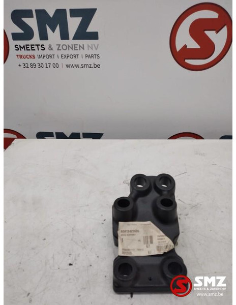 Mercedes-Benz Motorsteun links mercedes actros - كرسي مكينة - شاحنة: صور 1 Mercedes-Benz Motorsteun links mercedes actros - كرسي مكينة - شاحنة: صور 1