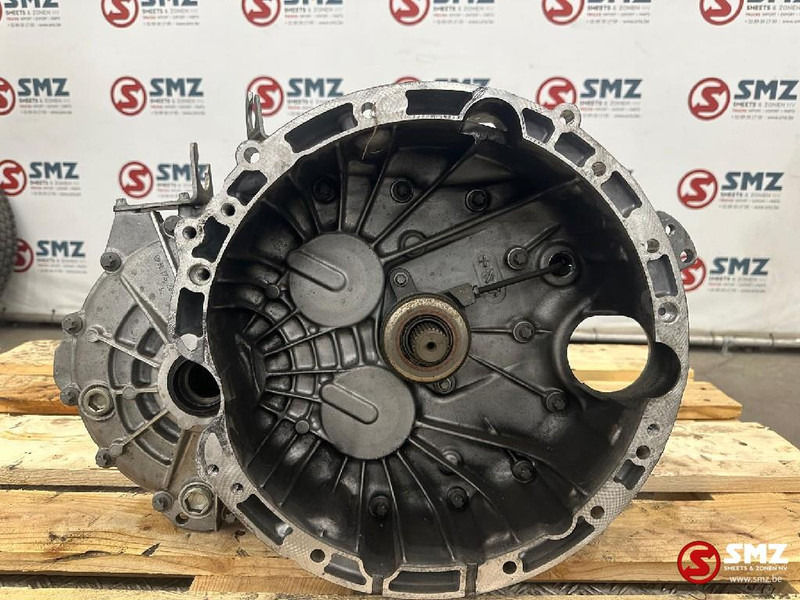 Mercedes-Benz Occ Versnellingsbak Mercedes - علبة التروس - سيارة: صور 3 Mercedes-Benz Occ Versnellingsbak Mercedes - علبة التروس - سيارة: صور 3