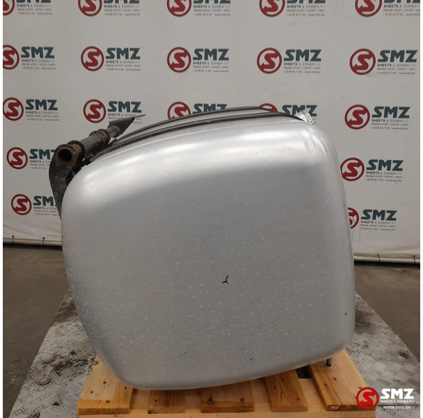 Mercedes-Benz Occ brandstoftank 390L Mercedes - خزان وقود - شاحنة: صور 4 Mercedes-Benz Occ brandstoftank 390L Mercedes - خزان وقود - شاحنة: صور 4