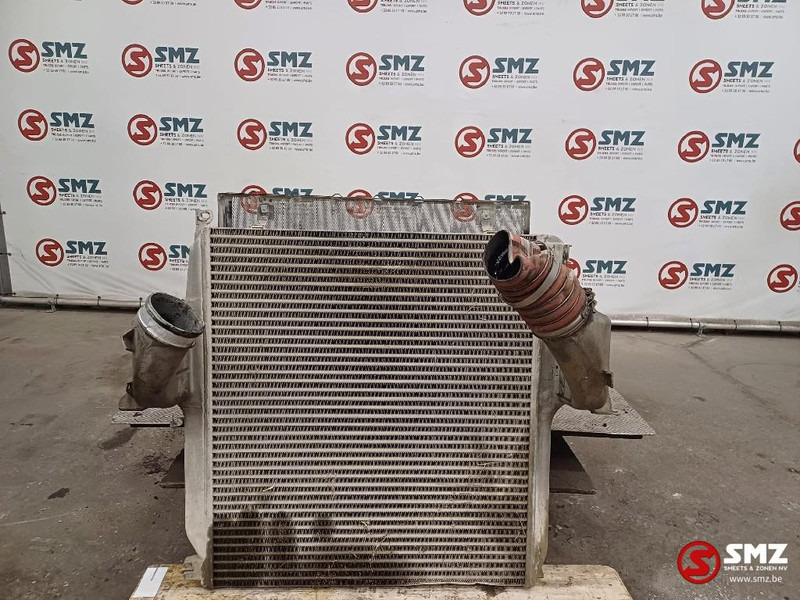 Mercedes-Benz Occ intercooler Mercedes - المبرد - شاحنة: صور 1 Mercedes-Benz Occ intercooler Mercedes - المبرد - شاحنة: صور 1