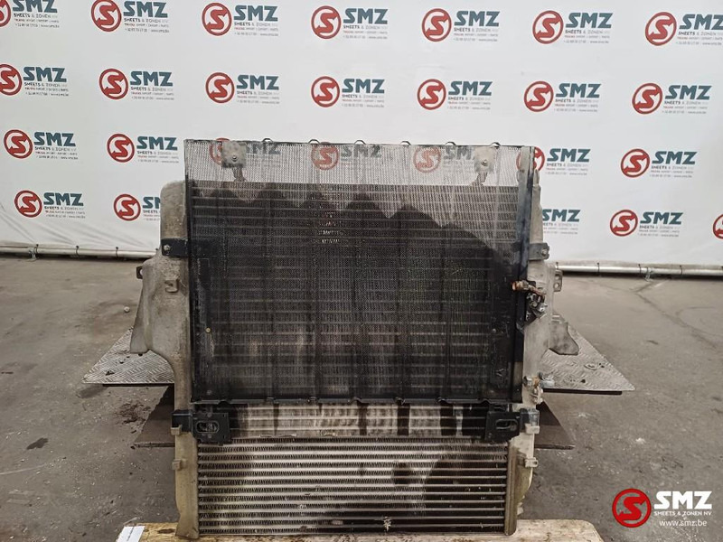 Mercedes-Benz Occ intercooler Mercedes - المبرد - شاحنة: صور 2 Mercedes-Benz Occ intercooler Mercedes - المبرد - شاحنة: صور 2