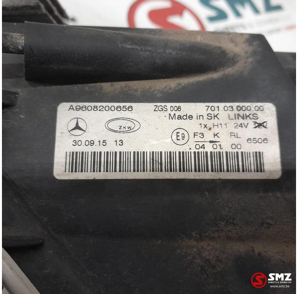 Mercedes-Benz Occ mistlicht links Mercedes - مصباح الضباب - شاحنة: صور 3 Mercedes-Benz Occ mistlicht links Mercedes - مصباح الضباب - شاحنة: صور 3