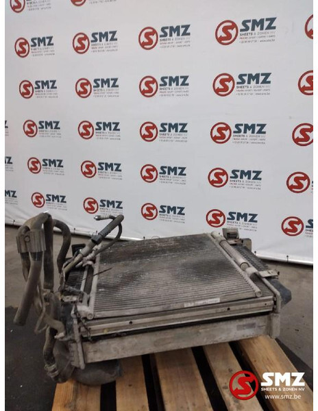 Mercedes-Benz Occ radiator Mercedes Atego - المشعاع - شاحنة: صور 2 Mercedes-Benz Occ radiator Mercedes Atego - المشعاع - شاحنة: صور 2