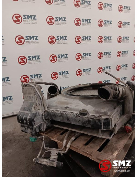 Mercedes-Benz Occ radiator + intercooler + expansievat Mercedes - المشعاع - شاحنة: صور 3 Mercedes-Benz Occ radiator + intercooler + expansievat Mercedes - المشعاع - شاحنة: صور 3