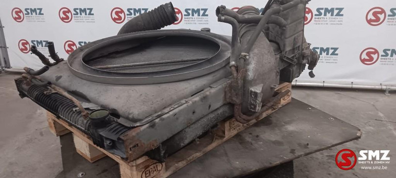 Mercedes-Benz Occ radiator + intercooler + expansievat Mercedes - المشعاع - شاحنة: صور 2 Mercedes-Benz Occ radiator + intercooler + expansievat Mercedes - المشعاع - شاحنة: صور 2