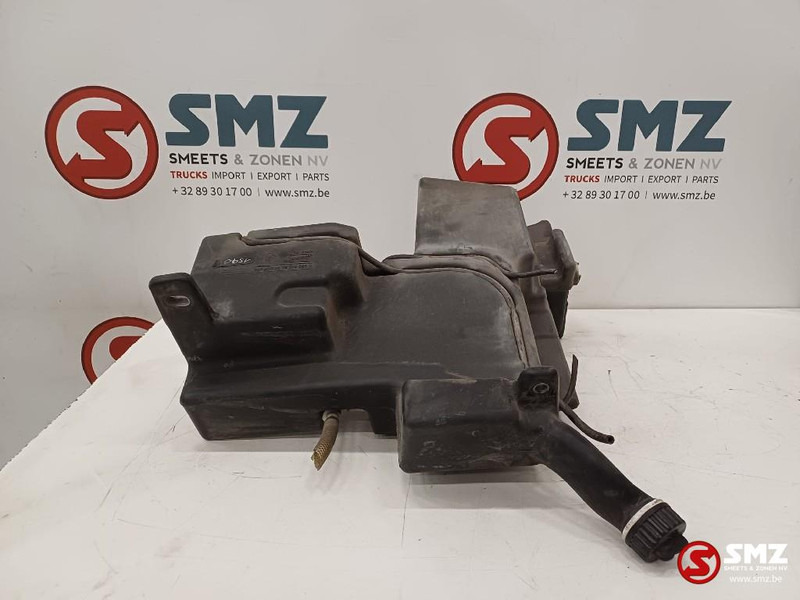 Mercedes-Benz Occ ruitenvloeistofreservoir Mercedes - نافذة و قطع الغيار - شاحنة: صور 2 Mercedes-Benz Occ ruitenvloeistofreservoir Mercedes - نافذة و قطع الغيار - شاحنة: صور 2