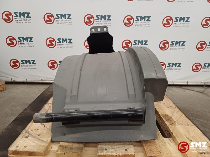 Mercedes-Benz Occ spatbord linksvooraan Mercedes - هيكل السيارة الخارجية - شاحنة: صور 3 Mercedes-Benz Occ spatbord linksvooraan Mercedes - هيكل السيارة الخارجية - شاحنة: صور 3