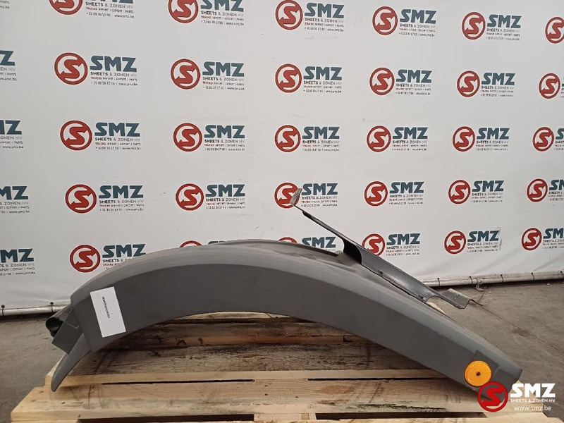 Mercedes-Benz Occ spatbord linksvooraan Mercedes - هيكل السيارة الخارجية - شاحنة: صور 2 Mercedes-Benz Occ spatbord linksvooraan Mercedes - هيكل السيارة الخارجية - شاحنة: صور 2