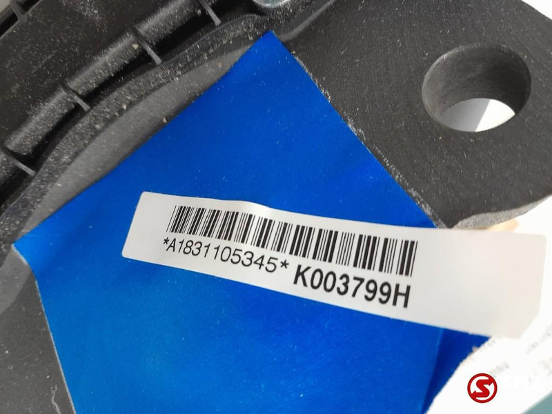 Mercedes-Benz Remklauw rechts + reparatieset mercedes - السرج - شاحنة: صور 5 Mercedes-Benz Remklauw rechts + reparatieset mercedes - السرج - شاحنة: صور 5