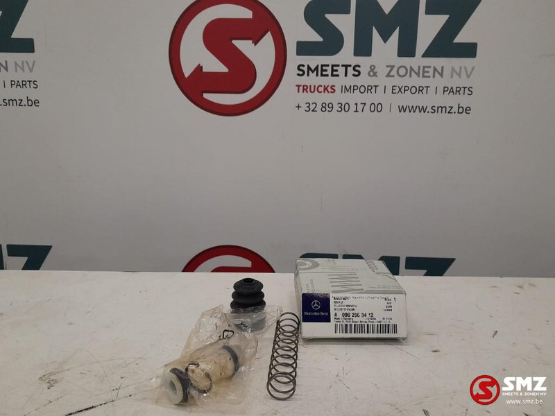 Mercedes-Benz Reparatieset hoofdkoppelingscilinder mercedes 2636 - القابض و قطع الغيار - شاحنة: صور 1 Mercedes-Benz Reparatieset hoofdkoppelingscilinder mercedes 2636 - القابض و قطع الغيار - شاحنة: صور 1