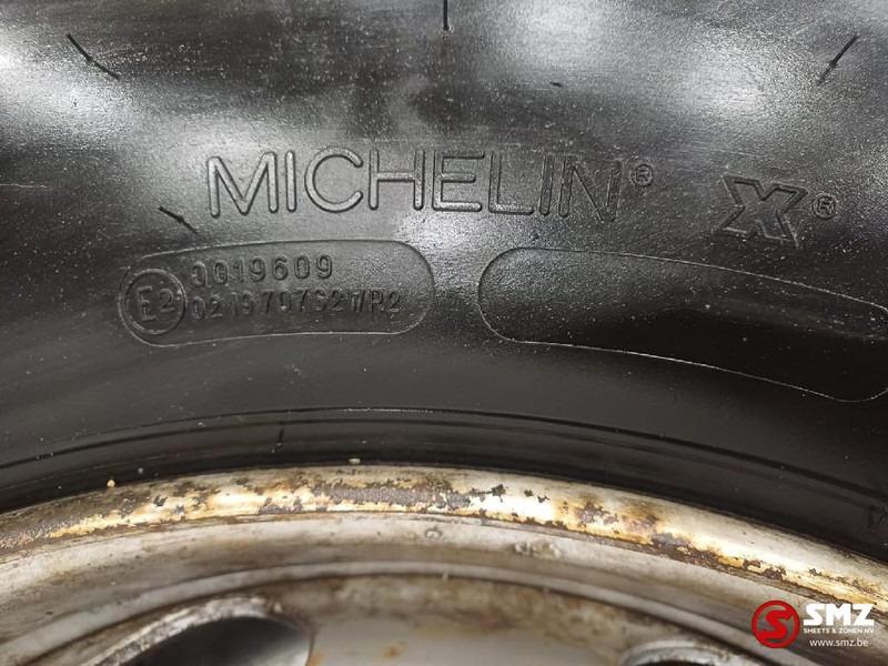 Michelin Occ vrachtwagenband 315/80R22.5 156/150K Michelin - الإطارات - شاحنة: صور 4 Michelin Occ vrachtwagenband 315/80R22.5 156/150K Michelin - الإطارات - شاحنة: صور 4