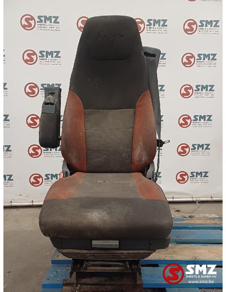 Renault Occ bestuurdersstoel Renault - الكابينة والداخلية - شاحنة: صور 1 Renault Occ bestuurdersstoel Renault - الكابينة والداخلية - شاحنة: صور 1