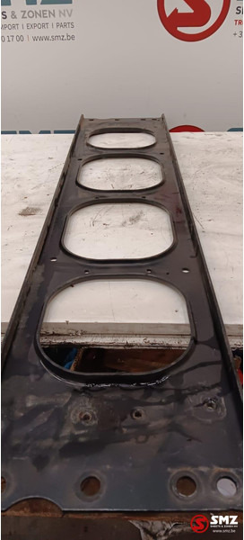 Renault Occ dwarsbalk chassis Renault - الإطار/ الشاسيه - شاحنة: صور 3 Renault Occ dwarsbalk chassis Renault - الإطار/ الشاسيه - شاحنة: صور 3
