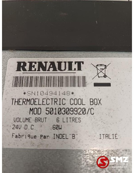 Renault Occ koelkast 6L Renault - الكابينة والداخلية - شاحنة: صور 5 Renault Occ koelkast 6L Renault - الكابينة والداخلية - شاحنة: صور 5