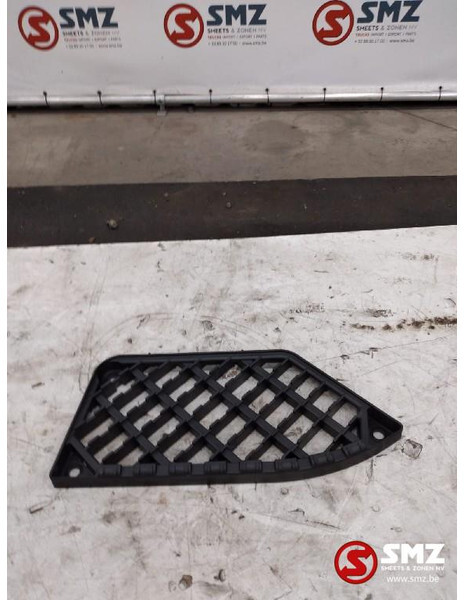 Renault Opstap onder rechts renault - الكابينة والداخلية - شاحنة: صور 2 Renault Opstap onder rechts renault - الكابينة والداخلية - شاحنة: صور 2