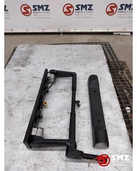 Renault Spiegelarm kit rechts Renault Magnum - المرآة الخلفية - شاحنة: صور 2 Renault Spiegelarm kit rechts Renault Magnum - المرآة الخلفية - شاحنة: صور 2
