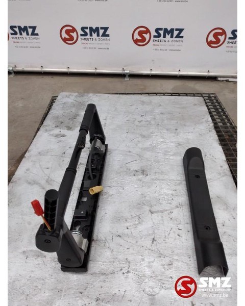 Renault Spiegelarm kit rechts Renault Magnum - المرآة الخلفية - شاحنة: صور 3 Renault Spiegelarm kit rechts Renault Magnum - المرآة الخلفية - شاحنة: صور 3