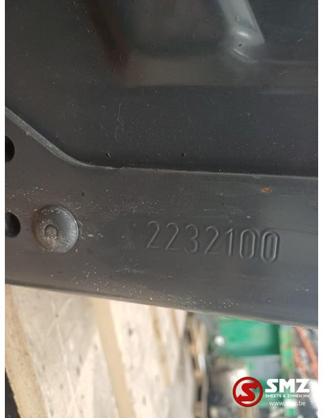 Scania Occ batterijdeksel Scania - الإطار/ الشاسيه - شاحنة: صور 3 Scania Occ batterijdeksel Scania - الإطار/ الشاسيه - شاحنة: صور 3