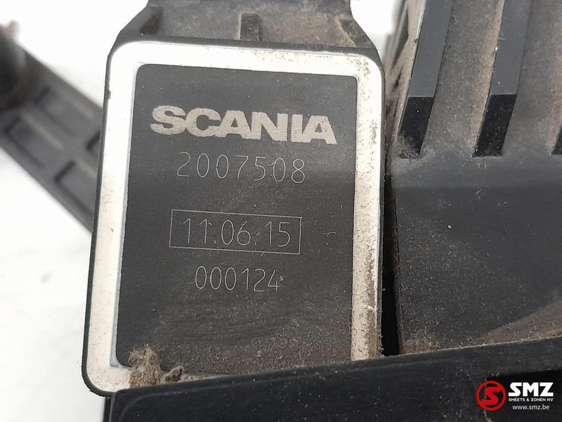 الكابينة والداخلية - شاحنة Scania Occ gaspedaal Scania: صور 7