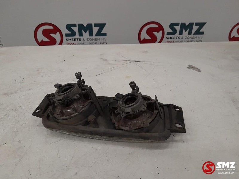 Scania Occ mistlicht Scania 1529070 - مصباح الضباب - شاحنة: صور 4 Scania Occ mistlicht Scania 1529070 - مصباح الضباب - شاحنة: صور 4