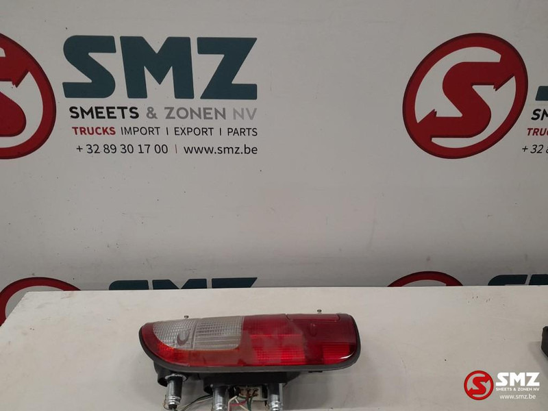 Toyota Lamp assy achter rechts lexus , Toyota - الضوء الخلفي - شاحنة: صور 3 Toyota Lamp assy achter rechts lexus , Toyota - الضوء الخلفي - شاحنة: صور 3