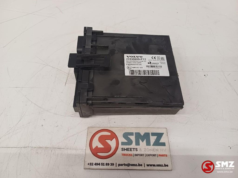Volvo Occ ECU CIOM regeleenheid Volvo - كتلة التحكم - شاحنة: صور 2 Volvo Occ ECU CIOM regeleenheid Volvo - كتلة التحكم - شاحنة: صور 2