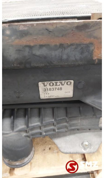 Volvo Occ Radiator met intercooler Volvo FH12 - المشعاع - شاحنة: صور 2 Volvo Occ Radiator met intercooler Volvo FH12 - المشعاع - شاحنة: صور 2