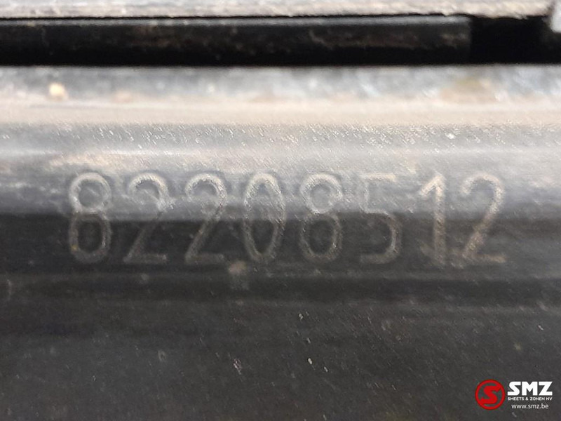 Volvo Occ bovenste traptrede grille Volvo - جلوپنجره - شاحنة: صور 3 Volvo Occ bovenste traptrede grille Volvo - جلوپنجره - شاحنة: صور 3