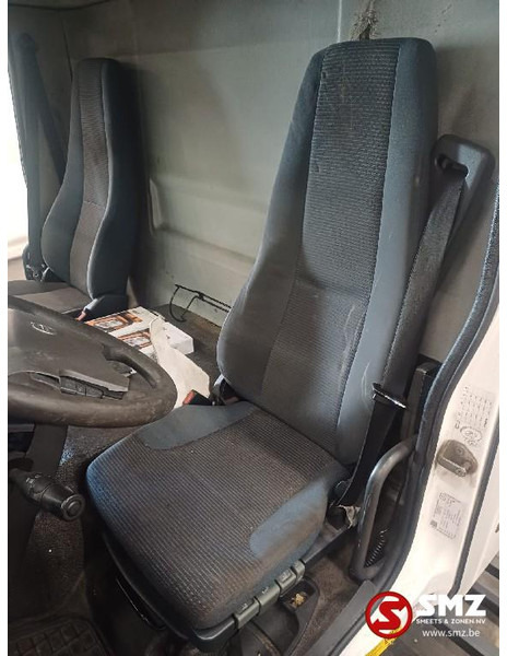 الكابينة والداخلية - شاحنة Volvo Occ cabine Volvo: صور 17