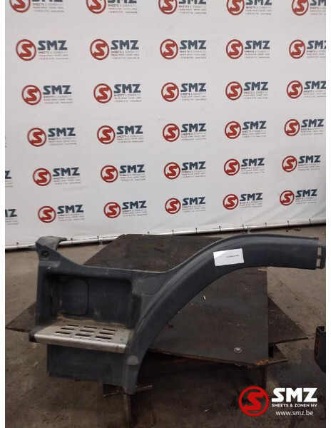 Volvo Occ opstapbak links Volvo - الكابينة والداخلية - شاحنة: صور 1 Volvo Occ opstapbak links Volvo - الكابينة والداخلية - شاحنة: صور 1