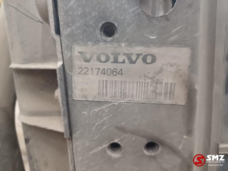 Volvo Occ radiator + intercooler + condenser Volvo - المشعاع - شاحنة: صور 5 Volvo Occ radiator + intercooler + condenser Volvo - المشعاع - شاحنة: صور 5