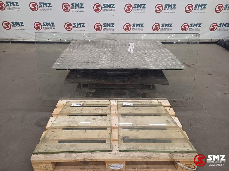 Zettelmeyer Occ set vensters Zettelmeyer - نافذة و قطع الغيار - شاحنة: صور 1 Zettelmeyer Occ set vensters Zettelmeyer - نافذة و قطع الغيار - شاحنة: صور 1