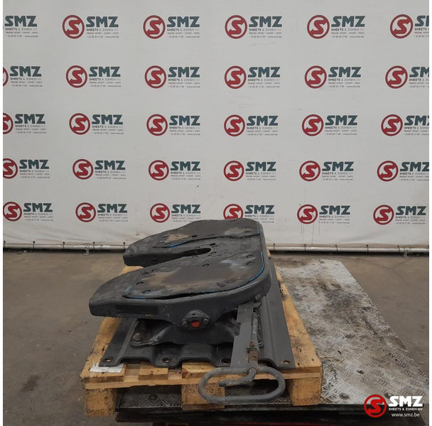 Jost Occ koppelschotel JSK37C + montageplaat Jost - عجلة الخامسة - شاحنة: صور 3 Jost Occ koppelschotel JSK37C + montageplaat Jost - عجلة الخامسة - شاحنة: صور 3