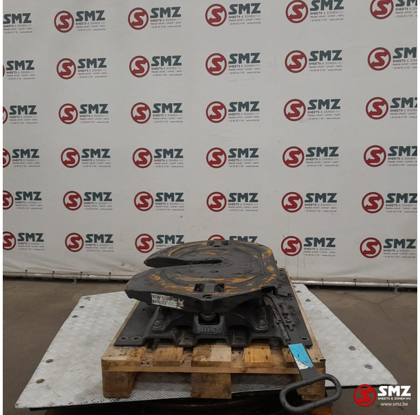 Jost Occ koppelschotel + montageplaat JSK40 Jost - عجلة الخامسة - شاحنة: صور 3 Jost Occ koppelschotel + montageplaat JSK40 Jost - عجلة الخامسة - شاحنة: صور 3