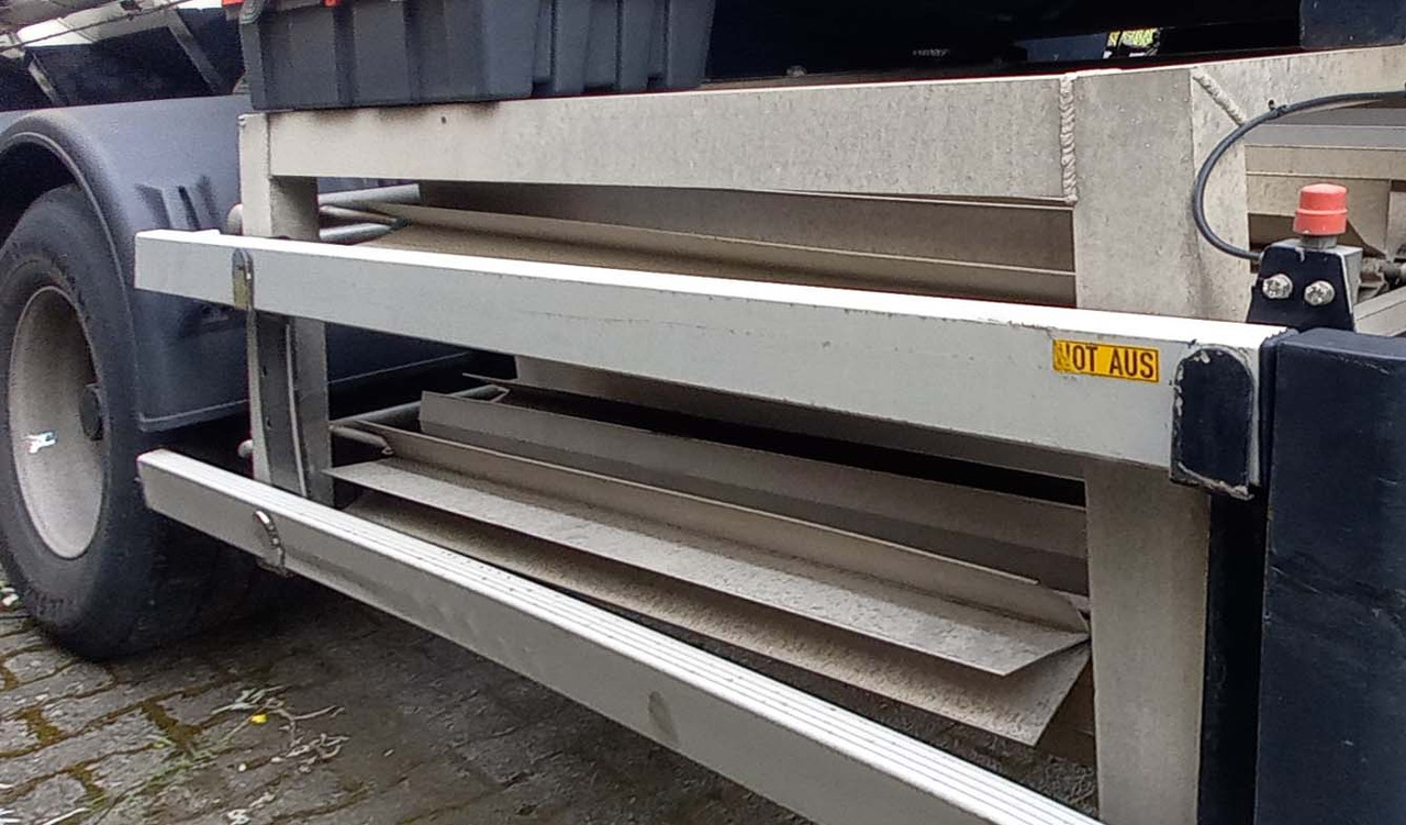 GOFA Gas tank semi-trailer cryogenic used for nitrogen, argon, oxygen, LIN, LOX, LAR - نصف مقطورة صهريج: صور 5 GOFA Gas tank semi-trailer cryogenic used for nitrogen, argon, oxygen, LIN, LOX, LAR - نصف مقطورة صهريج: صور 5