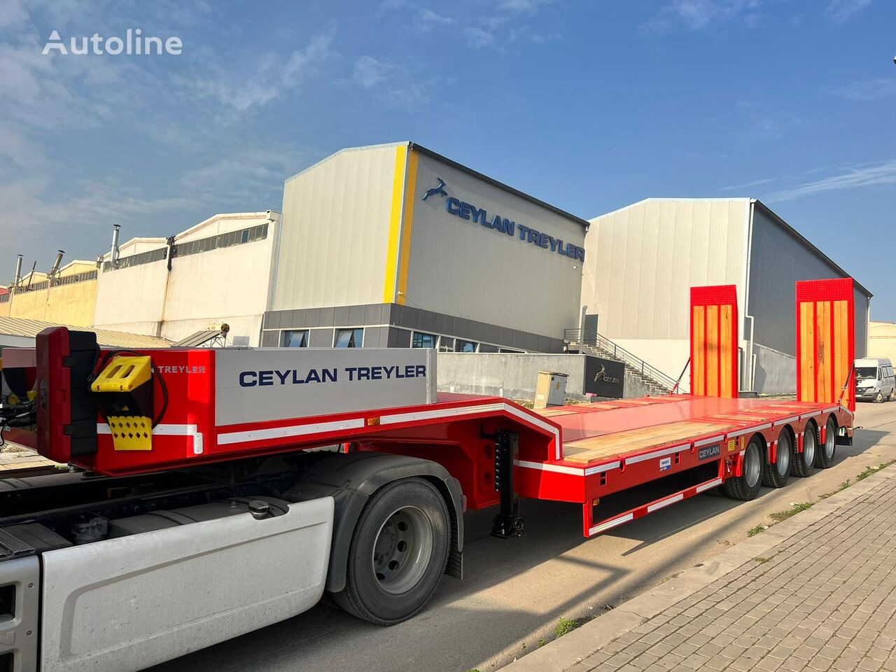 CEYLAN 4 AXLES STANDART & EXTENDABLE LOWBED - عربة مسطحة منخفضة نصف مقطورة: صور 1 CEYLAN 4 AXLES STANDART & EXTENDABLE LOWBED - عربة مسطحة منخفضة نصف مقطورة: صور 1