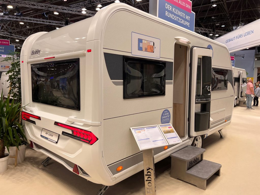 Hobby DE LUXE 460 UFe - كرفان سحب: صور 5 Hobby DE LUXE 460 UFe - كرفان سحب: صور 5