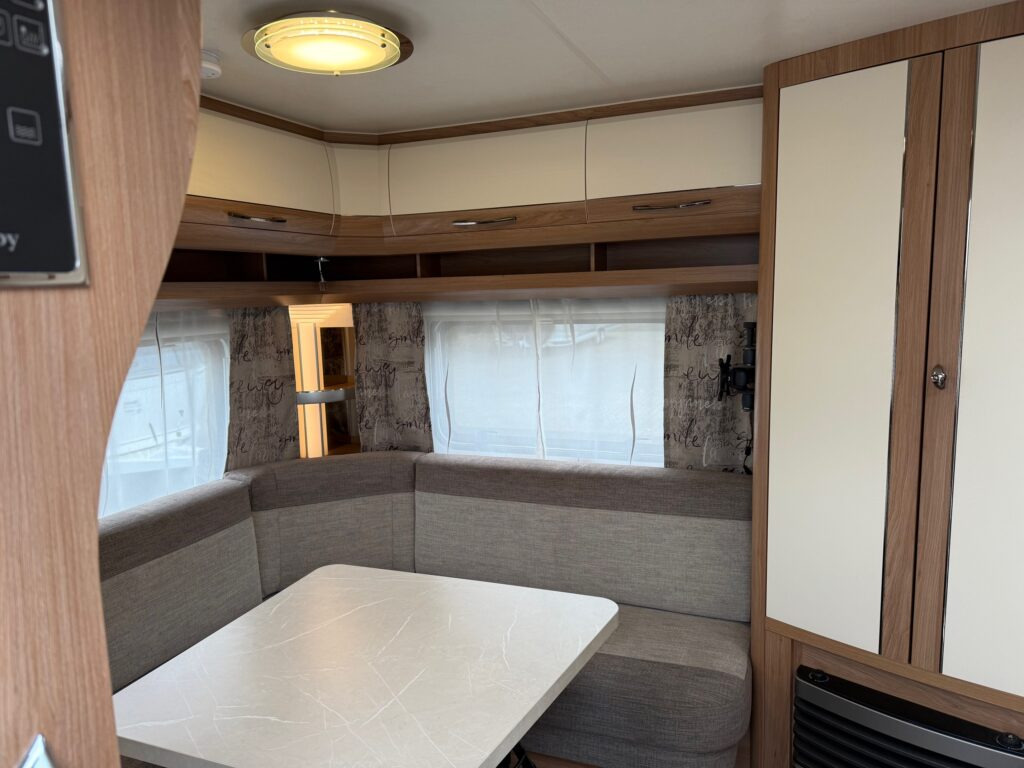 Hobby De Luxe 455 UF 2020 - كرفان سحب: صور 5 Hobby De Luxe 455 UF 2020 - كرفان سحب: صور 5