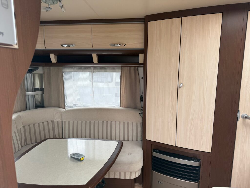 Hobby Prestige 495 UL 2013 - كرفان سحب: صور 5 Hobby Prestige 495 UL 2013 - كرفان سحب: صور 5