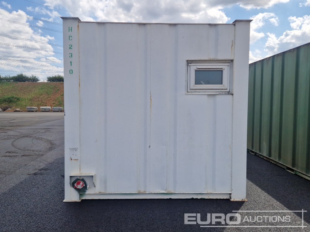 16' x 8' Toilet (Cannot Be Reconsigned) - حاوية شحن: صور 4 16' x 8' Toilet (Cannot Be Reconsigned) - حاوية شحن: صور 4