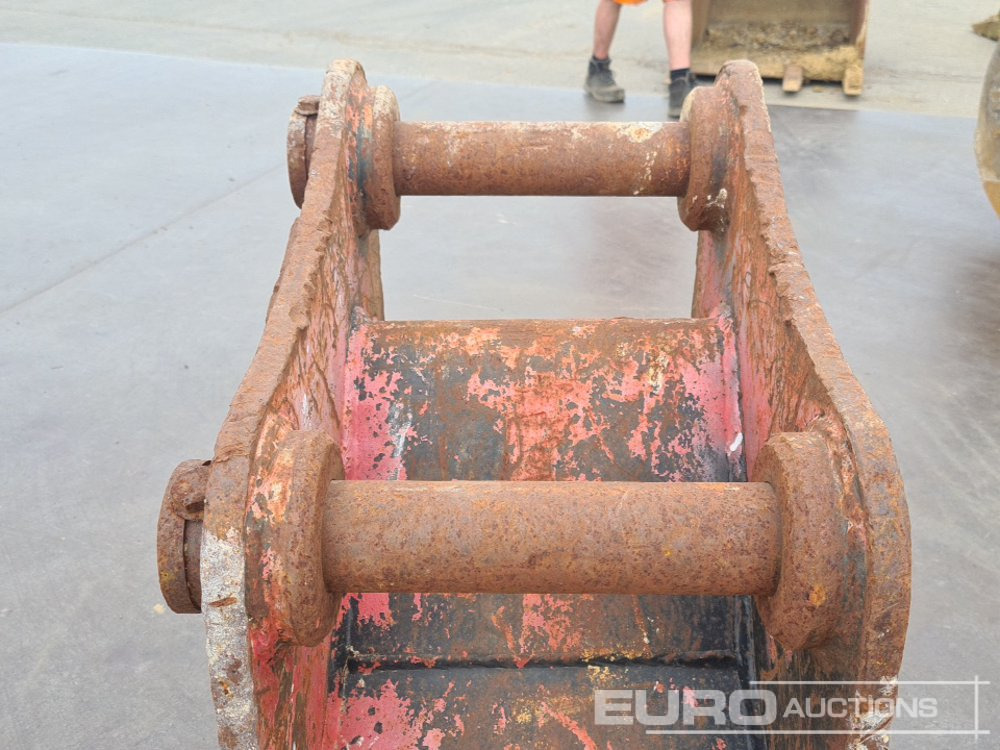 بكت 18" Digging Bucket 65mm Pin to suit 13 Ton Excavator: صور 11
