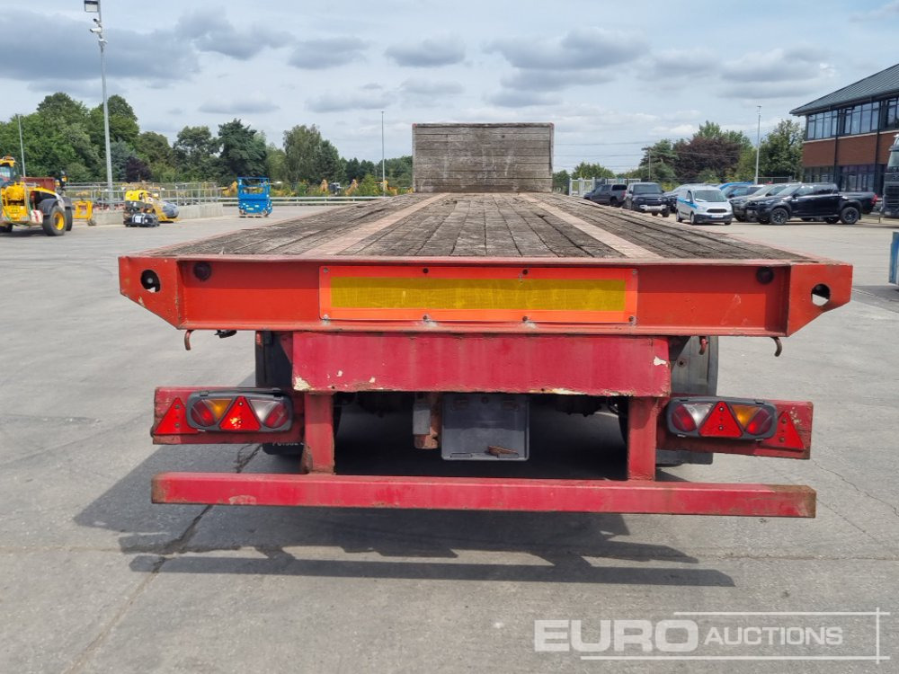 2001 M & G Trailers Tri Axle Flatbed Trailer, Rear Lift Axle, Twist Locks - نصف مقطورة مسطحة: صور 4 2001 M & G Trailers Tri Axle Flatbed Trailer, Rear Lift Axle, Twist Locks - نصف مقطورة مسطحة: صور 4
