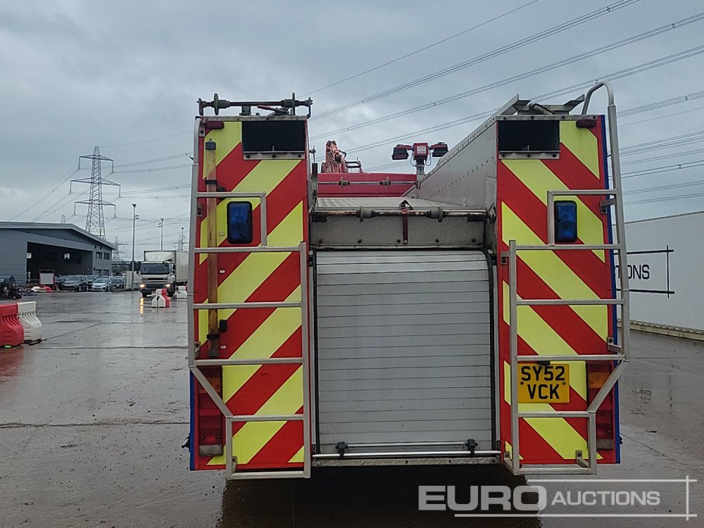 2002 MAN 4x2 Fire Engine, Automatic Gearbox (Reg. Docs. Available) - المطافئ: صور 4 2002 MAN 4x2 Fire Engine, Automatic Gearbox (Reg. Docs. Available) - المطافئ: صور 4