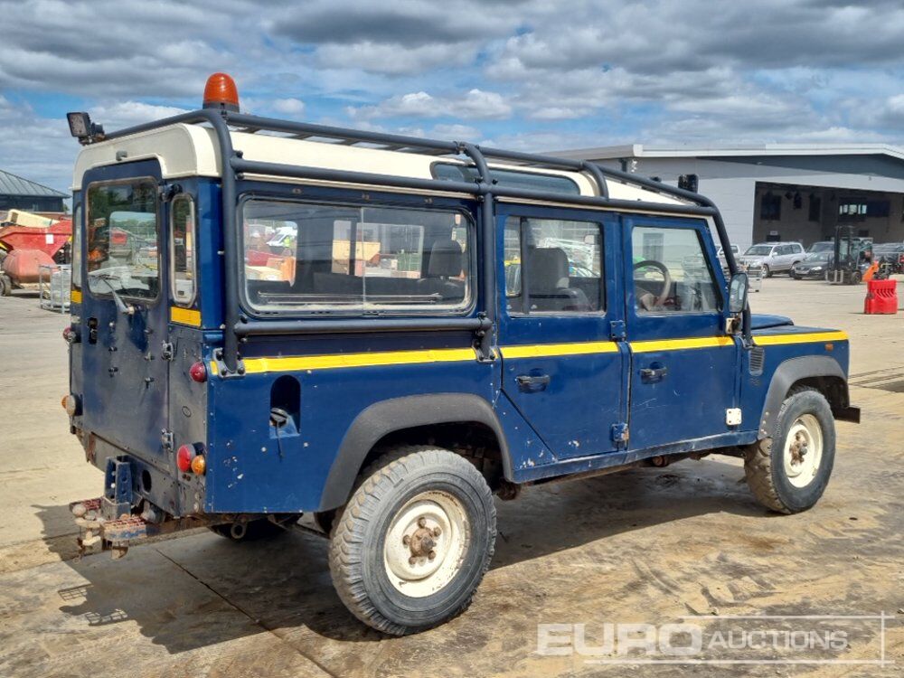 2003 Land Rover Defender - سيارة دفع رباعي: صور 5 2003 Land Rover Defender - سيارة دفع رباعي: صور 5