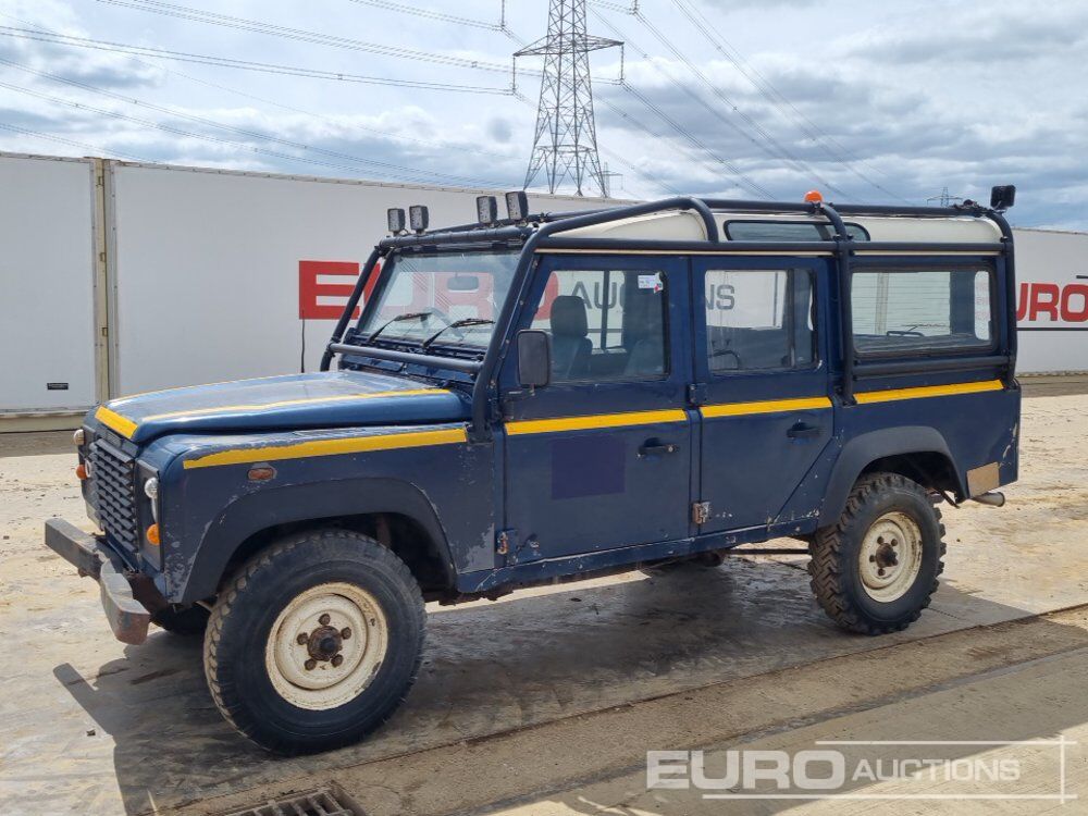 2003 Land Rover Defender - سيارة دفع رباعي: صور 1 2003 Land Rover Defender - سيارة دفع رباعي: صور 1
