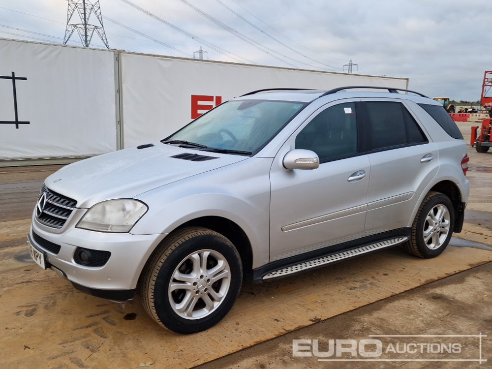 2006 Mercedes ML320 CDI - سيارة دفع رباعي: صور 1 2006 Mercedes ML320 CDI - سيارة دفع رباعي: صور 1