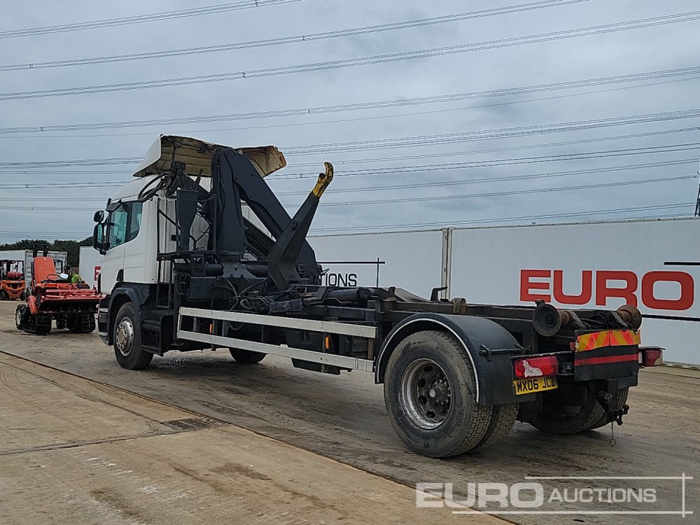 2006 Scania P230 - شاحنة ذات الخطاف: صور 3 2006 Scania P230 - شاحنة ذات الخطاف: صور 3