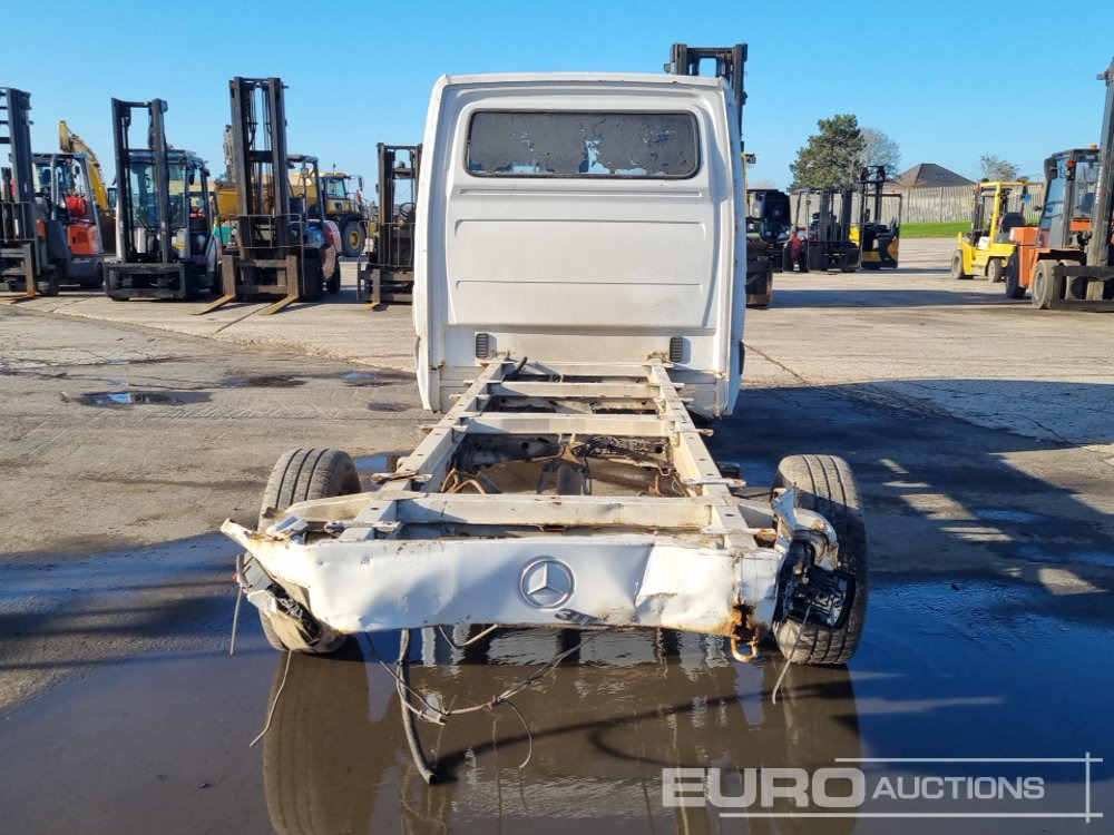 2007 Mercedes 4x2 Chassis Cab (Non Runner) - الشاحنات الصغيرة: صور 4 2007 Mercedes 4x2 Chassis Cab (Non Runner) - الشاحنات الصغيرة: صور 4