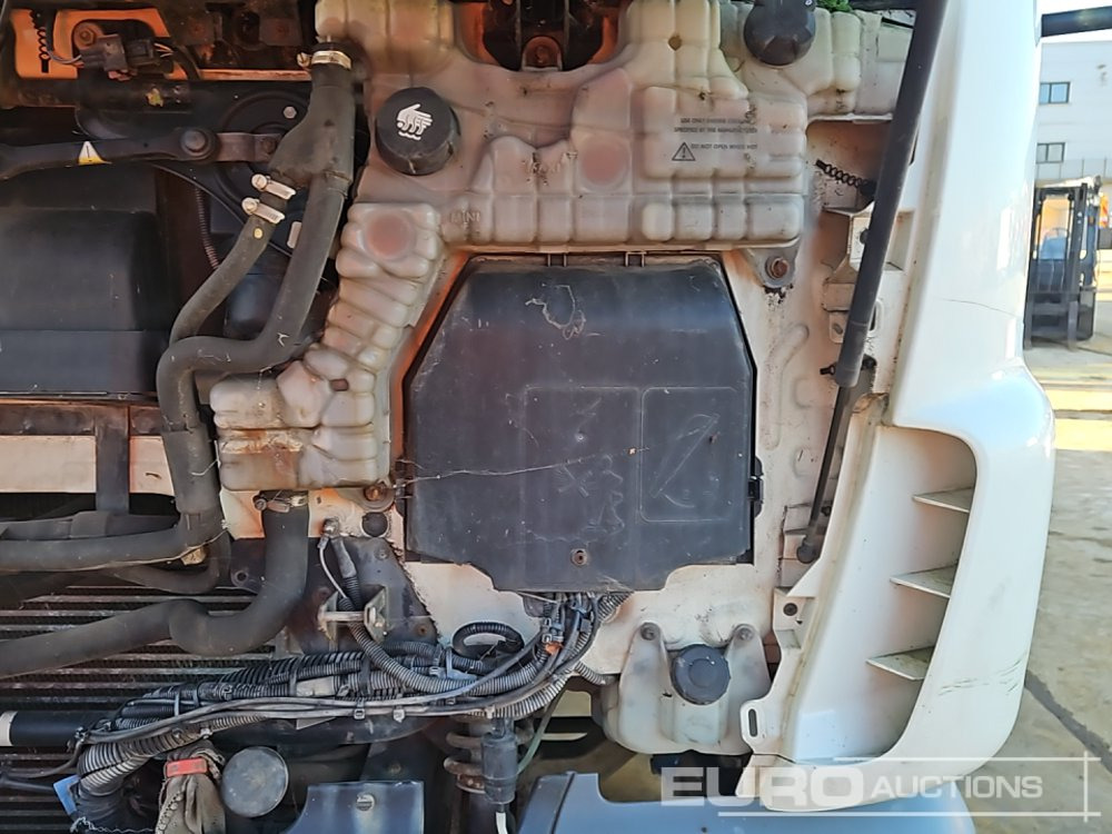 شاحنات قابلة للفك شاحنة 2008 DAF LF55.220: صور 25