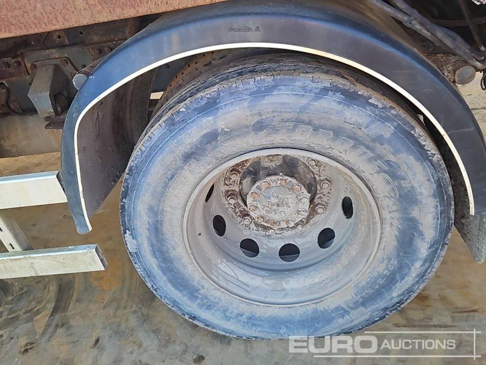 شاحنات قابلة للفك شاحنة 2008 DAF LF55.220: صور 10